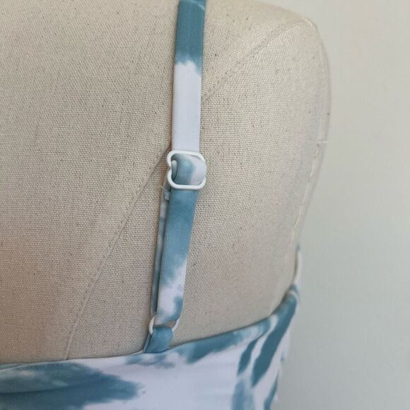 Bar III Spiraling Twist-Front Monokini One-Piece Swimsuit Aqua Blue White Size M - Picture 7 of 14